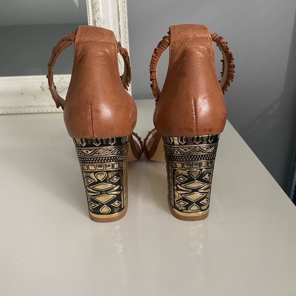 Chinese Laundry heels size 6 - Picture 3 of 6